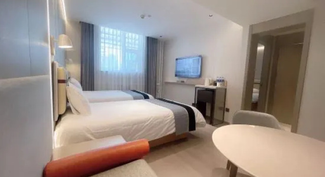 Люкс Deluxe Home Inn Tianjin Chenglin Avenue Yangguang Xingqiba