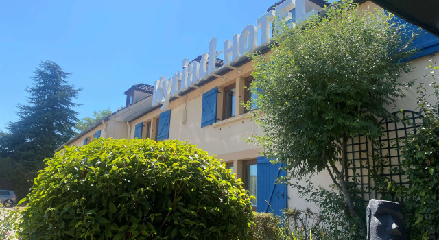 Kyriad Beaune, Boek Hotel Hotels in Franche-Comte met parkeren, Parkeren