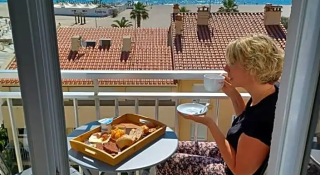 Номер Standard с балконом и с видом на море Le Regina Hôtel et restaurant Canet-plage