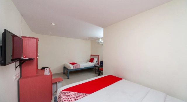 R2 Rooms By OYO Rooms, Забронировать Отель Отели штата Тамилнада 3 звезды, 3*