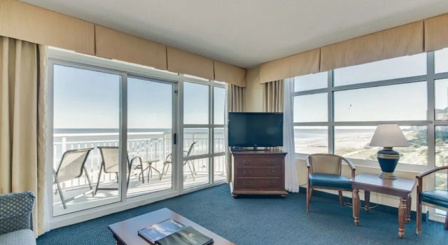 Corner Glass Oceanfront Units With Spectacular Views, Забронировать Отель Отели Южной Каролины 3 звезды, 3*