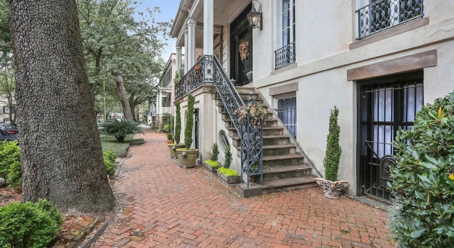 West Jones Apartment Unit #2 2 Bedrooms 1 Bathroom Apts