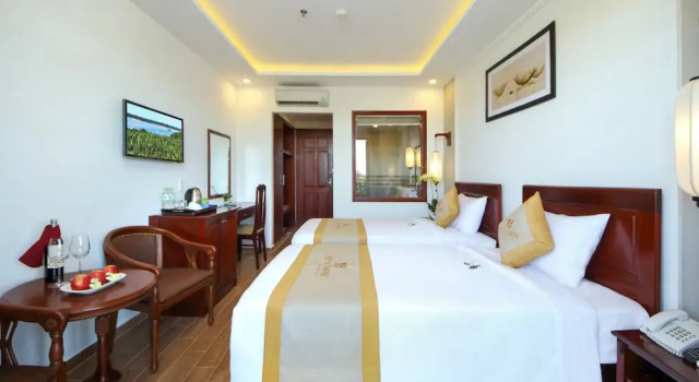 Семейный номер Standard с балконом Uptown Hoi An Hotel & Spa