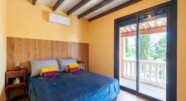 Villa in Callian With Heated Pool and Golf Nearby, Забронировать Вилла Виллы Кальяна, Вилла