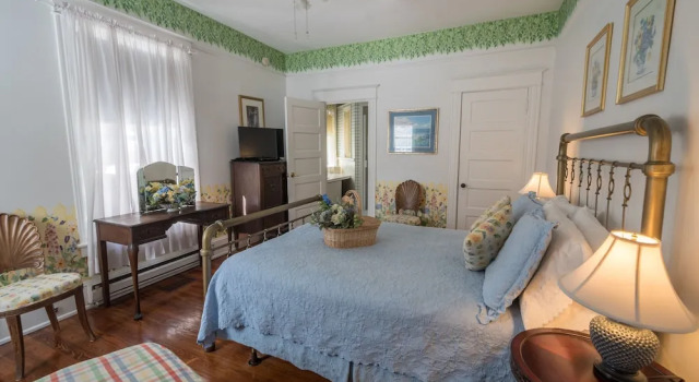 Четырёхместный номер Standard Southern Wind Inn