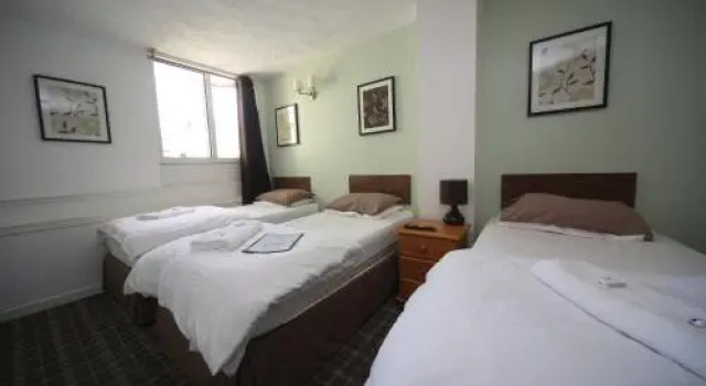 No 10 Guesthouse, Забронировать Гостевой дом Гостевые дома Эрвин, Гостевой дом