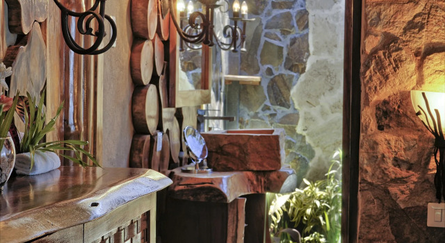 Ocho Artisan Bungalows - Adults only