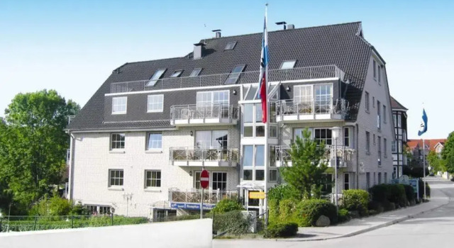 Pinamar-Miramar, Забронировать Отель Шарбойц Holstein Switzerland