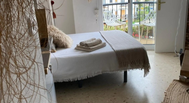 Estudio en Dénia con piscina y wifi privada, a 100 m del mar