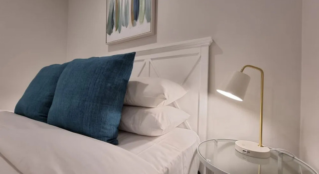Luxe Apt w Harbour-Sunset Views -Parking, Забронировать Апартаменты/квартира Отели Окленда с парковкой, рядом с Вестерн-Парк, Парковка