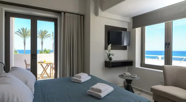 Люкс с видом на море Envy Seaside Suites,By IdealStay Experience