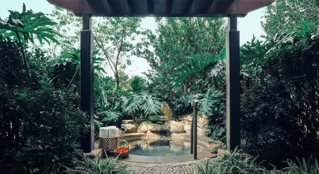 Четырёхместный номер Standard HUALUXE Hotels & Resorts Kunming