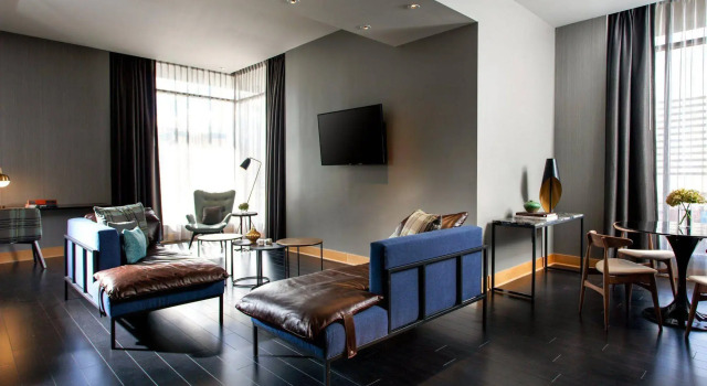 Renaissance Reno Downtown Hotel & Spa