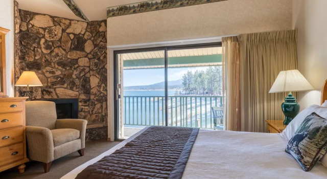 Номер Standard с 2 комнатами с балконом и с видом на озеро Lagonita Lodge