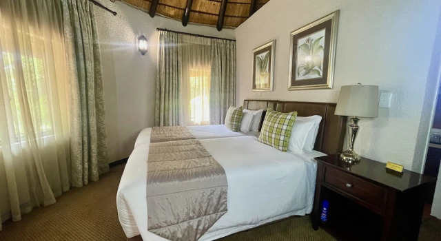 Black Eagle Hotel & Spa, Book Ferieresort Hoteller i Roodepoort med pool, Swimmingpool