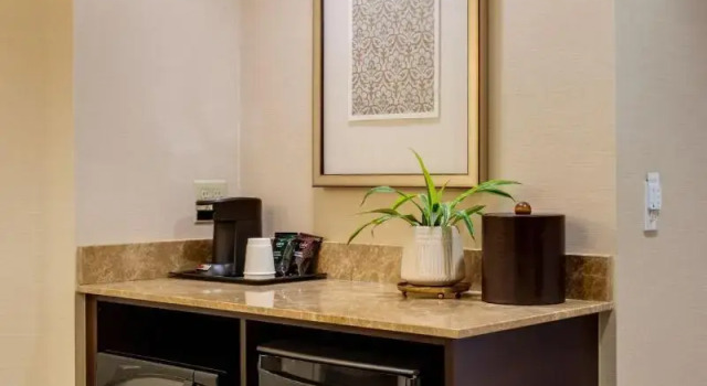 Четырёхместный люкс Ayres Hotel Fountain Valley - Huntington Beach