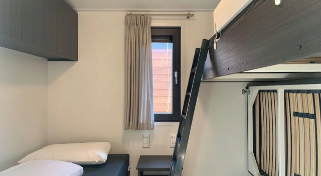 Chalet near Sint Maartenszee Beach, Забронировать Шале Синт-Мартенсзе Kop van Noord-Holland