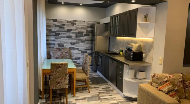 Grey central apartment