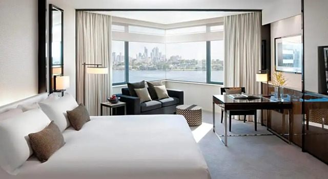 Двухместный люкс Spa Crown Metropol Perth
