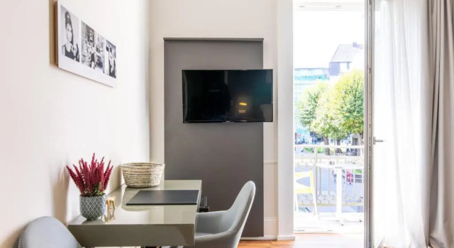Студия с балконом Luxstay Bad Nauheim - Self-Check-In