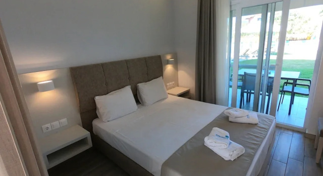Люкс Finikas Garden Beach Resort Nikiti