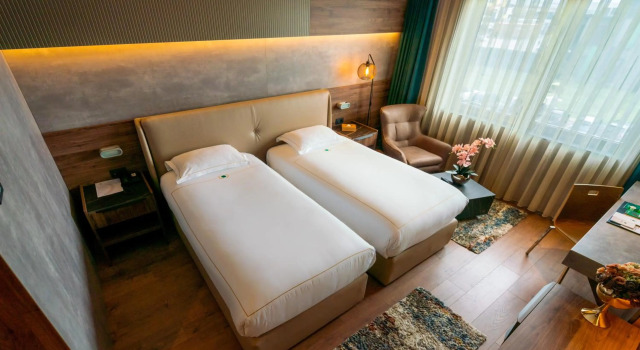 Emerald Hotel, Buchen Sie Hotel SPA-Hotels in Pristina County, SPA