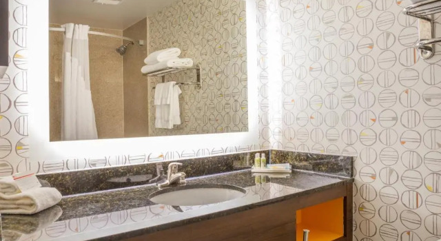 Run of House Holiday Inn Toledo - Maumee I-80/90 by IHG