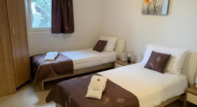 Villa KRK, Varaa Villa Hotellit Kvarner Islands uima-altaalla, Uima-allas