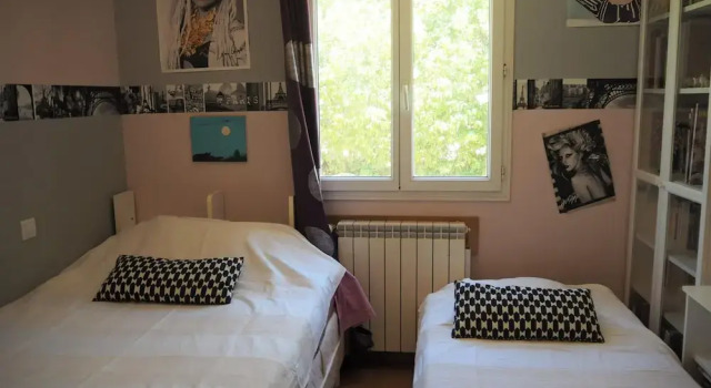 Cozy Vacation House With Pool, Vernegues, Varaa Lomakoti Vernegues Carros