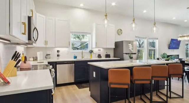Коттедж Blissful 5br/3ba Haven Near Riverwalk & Downtown!