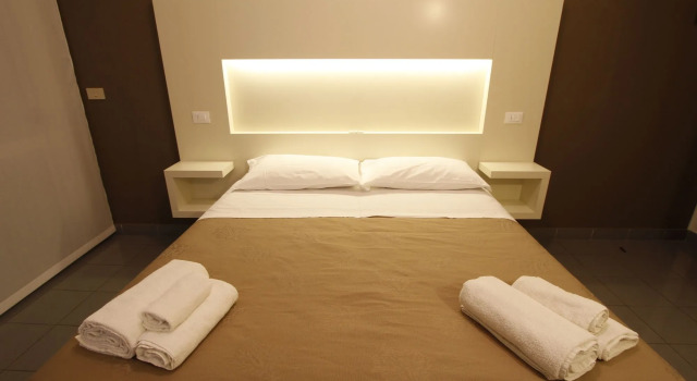 Hotel Desire'