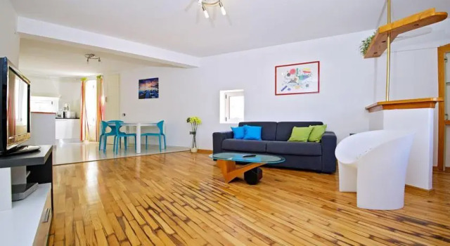 Apartment Dalmatina, Забронировать Апартаменты/квартира Апартаменты Ровинь, рядом с Church of Saint Benedict Rovinj, Апартаменты/квартира