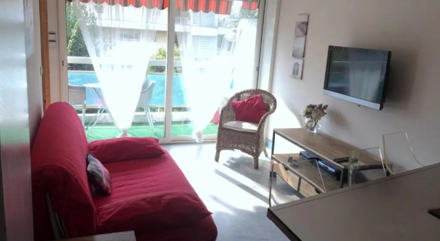 Апартаменты Appartement le Saint James
