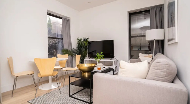 Upper West Side Apartment Rentals, Забронировать Апартаменты/квартира Апартаменты Нью-Йорка, рядом с Anibal Aviles Playground, Апартаменты/квартира