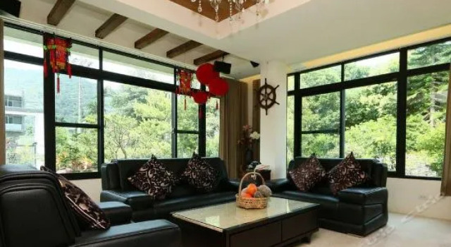 Mi Jing Garden Spring Resort, Buchen Sie Bed & Breakfast Jiaoxi Taiwan
