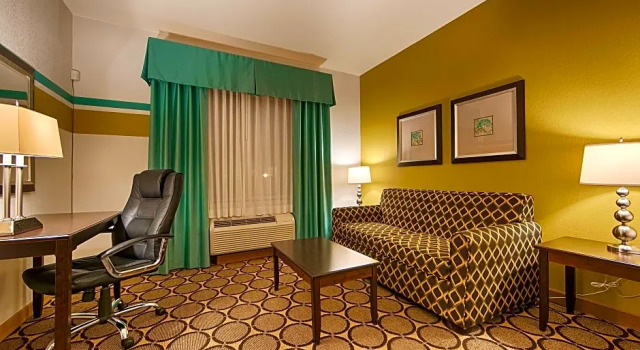 Двухместный люкс Deluxe Best Western Douglas Inn & Suites