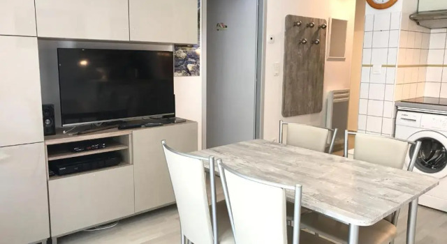 Апартаменты T2 +alcove, récent 4/5 pers. Parking. Balcon. Wifi