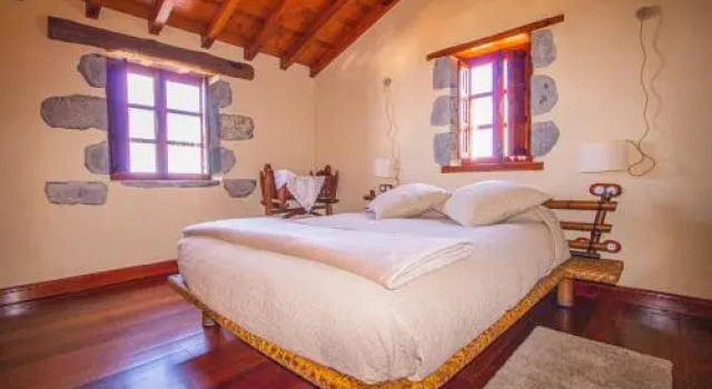 La Casa Roja, Book Hotel Hoteller i Moya med parkering, Parkering