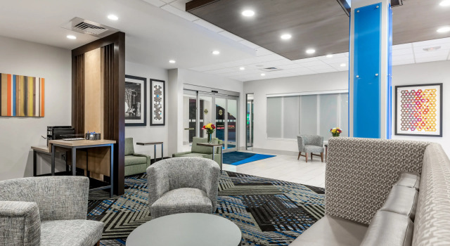 Holiday Inn Express & Suites - Punta Gorda by IHG, Забронировать Отель Пунта Горда Southwest Florida