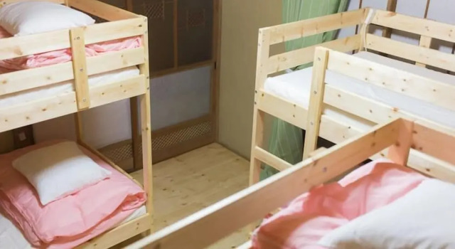 Кровать в общем номере (женский номер) Nikkosan BackPackers Inn - Hostel