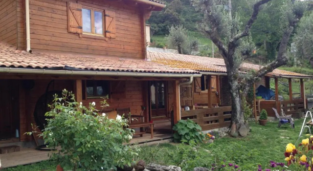 Le Chalet de Valentine & Laurent, Varaa Mökki  
