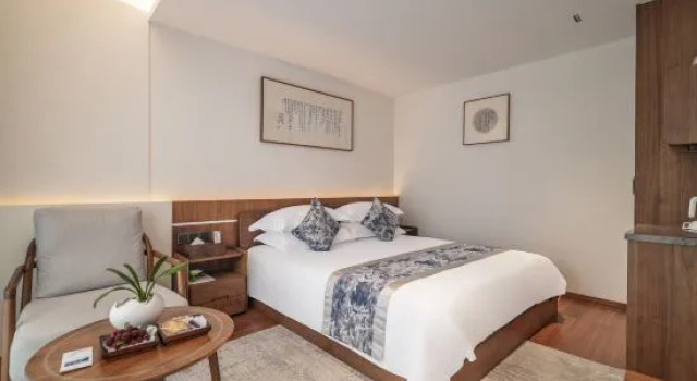 Семейный тент DI HU YUE SHE light luxury hotel