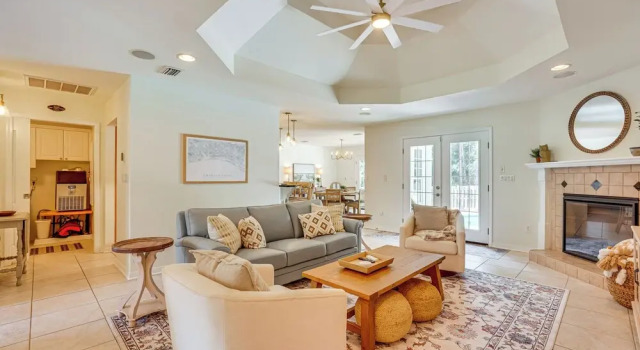 30A Poolside Oasis: 2 Mi to Beach & Boat Access