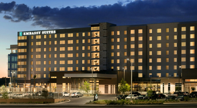 Embassy Suites by Hilton San Antonio Landmark