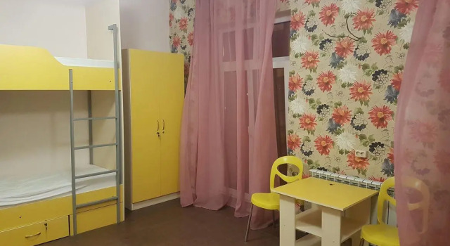 Кровать в общем номере (женский номер) Гости Хостел