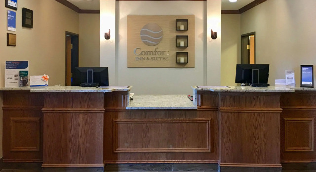 Comfort Inn & Suites, Забронировать Отель Кастер Wind Cave National Park