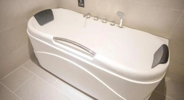 Двухместный люкс Deluxe с видом на улицу Lavande Hotel Changji Changning Road