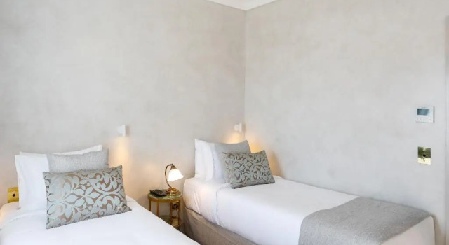 Семейный люкс Tattersalls Hotel
