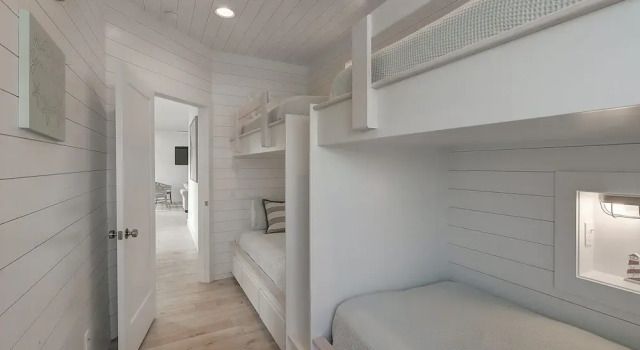 BeachHouse Bliss, Забронировать Дом для отпуска Отели Острова Падре с парковкой, Парковка