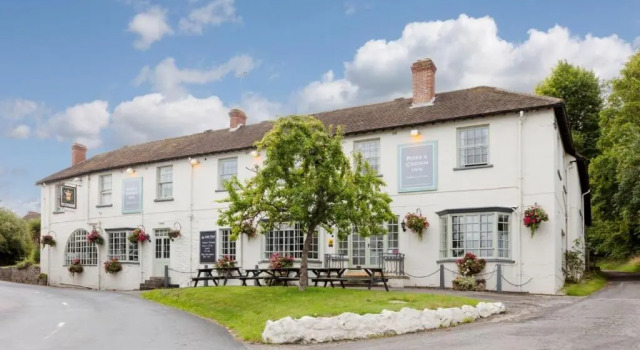 The Rose & Crown, Ashbury, Book Hotel Hoteller i Gloucestershire med morgenmad, Morgenmad